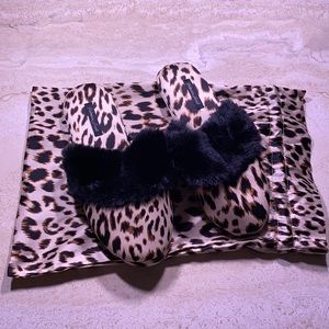 Victoria’s Secret Slippers